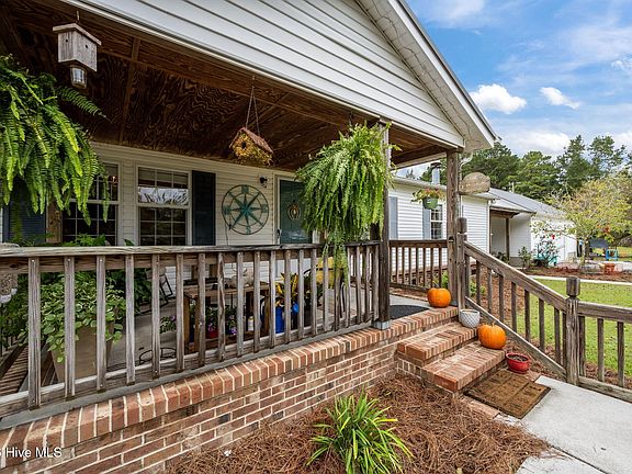 5th image of 233 Belgrade Swansboro Road