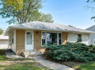 2501 Boone Ave S, Saint Louis Park, MN 55426
