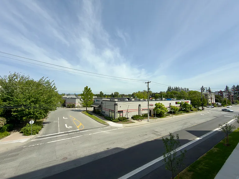 Fraser Hwy — Photo 16