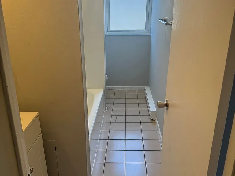 2628 Atlantic Ave #102 — Photo 6