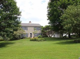 107 Banbury Cir, Hummelstown, PA 17036
