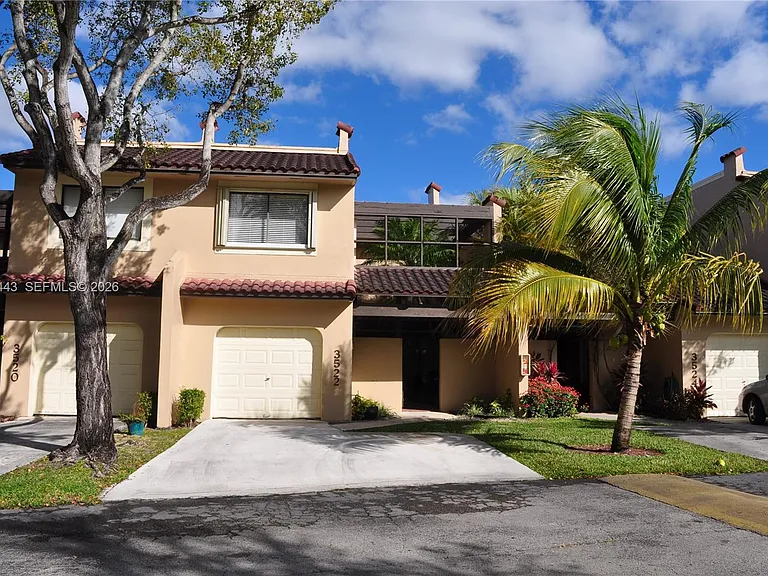 3522 Torremolinos Ave #E-31 — Photo 1