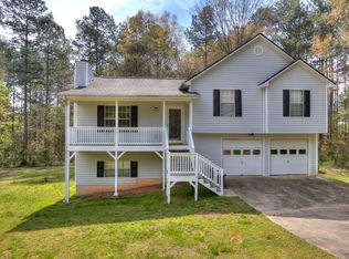 12 Sherwood Dr, Cartersville, GA 30121