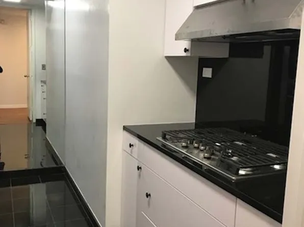 15 West 53rd Street 27E image 3 of 16