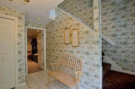4th image of 7 Woodland Park Dr