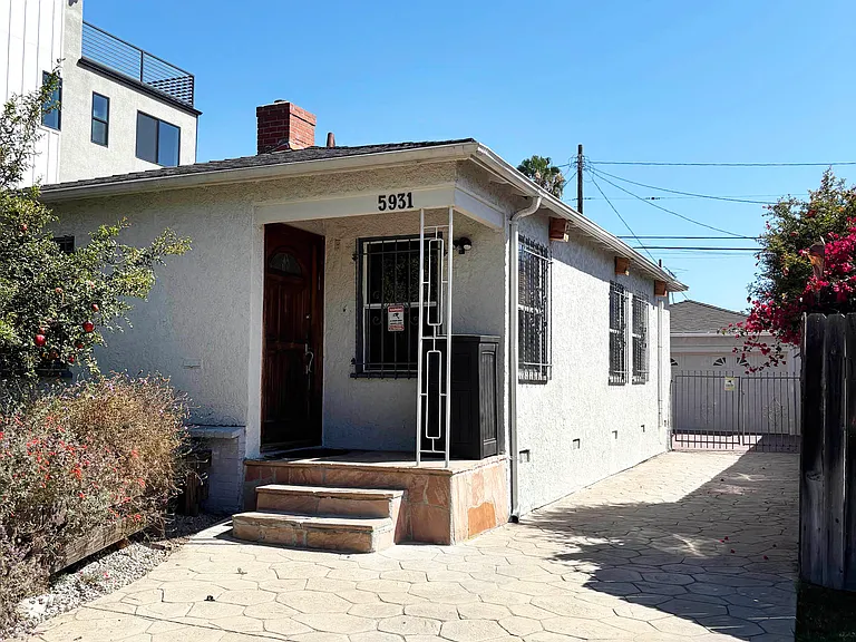 5931 Comey Ave — Photo 1