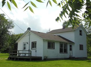 17807 Harmony Rd, Marengo, IL 60152