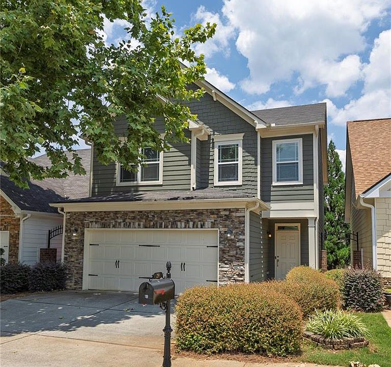1st image of 29 Highland Pointe Cir E