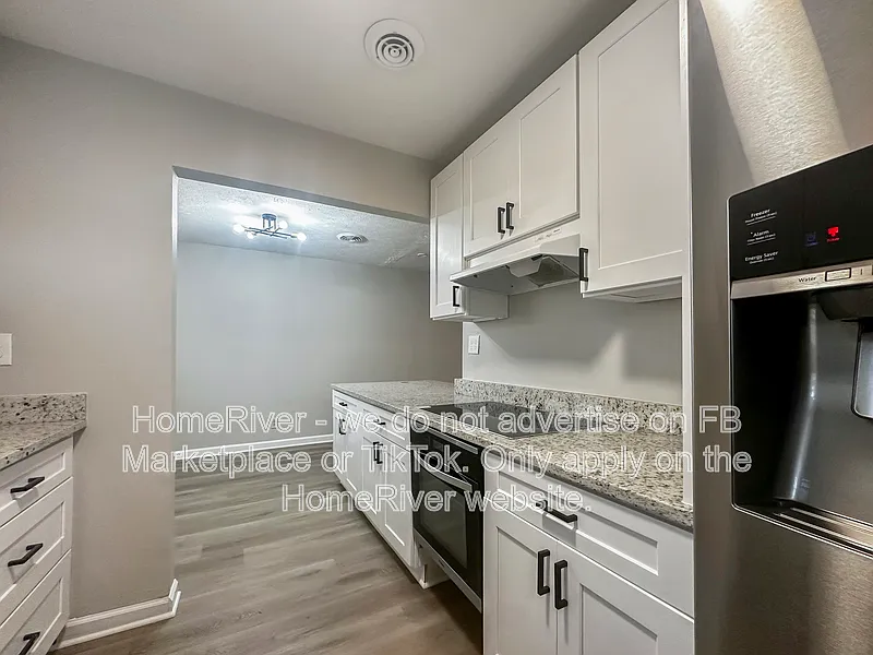 2 bed, 1.0 bath, 1000 sqft, $1,495 — Photo 3