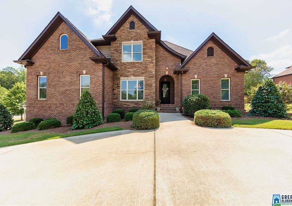 1st image of 240 River Oaks Dr