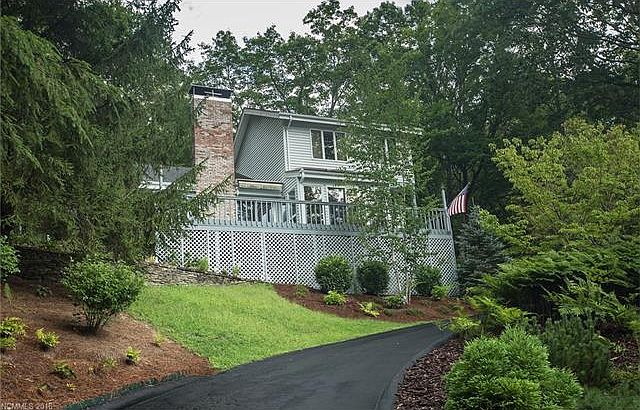1st image of 270 Campbell Dr