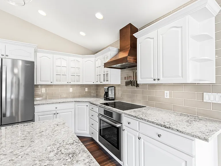 7700 Ryegrass Rd — Photo 15