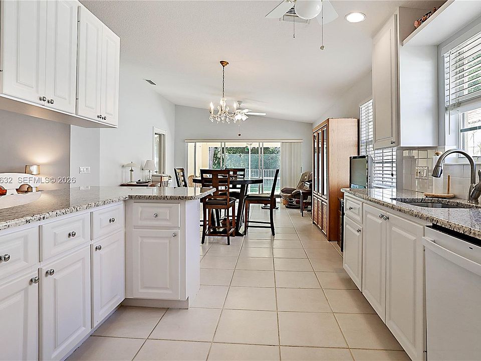1st image of 774 SW Balmoral Trce
