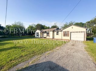 1109 S Elm St, Ennis, TX 75119