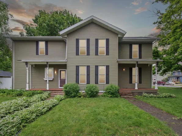 106 N 2nd St, Evansville, WI 53536