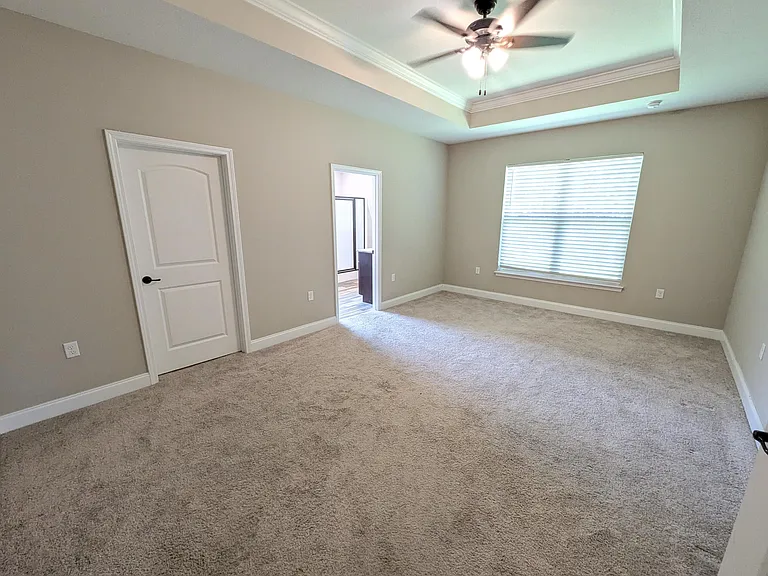 947 Kenzie Ln — Photo 16