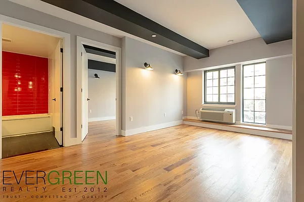 Rented by Evergreen Apartments BK | media 15