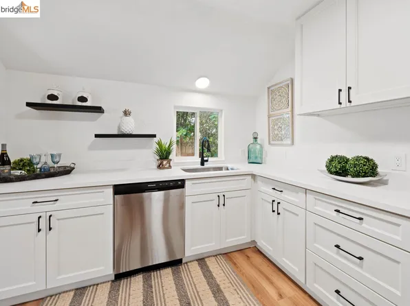 6110 Ralston Ave, Richmond, CA 94805