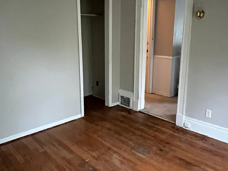 126 Claremont Ave #4 — Photo 2