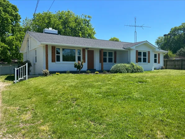 702 N Main St, Mt Pleasant, TN 38474