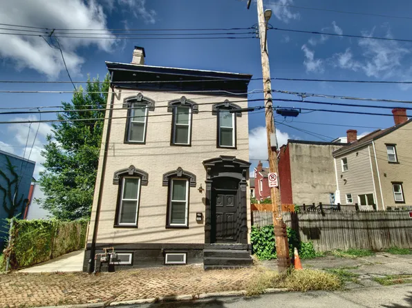 1327 Reddour St, Pittsburgh, PA 15212