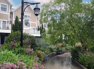 1230 Water Ter, Grafton, WI 53024