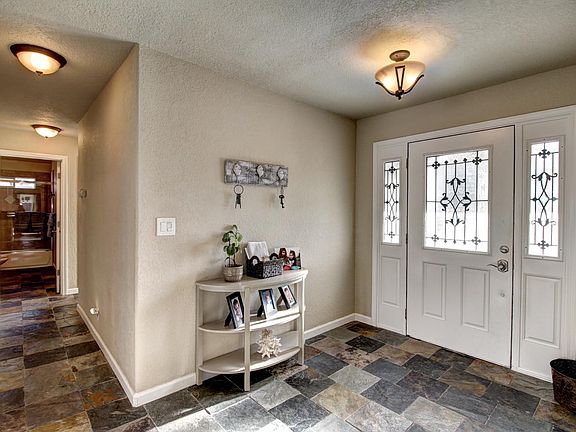 2nd image of 9559 Golden Dr