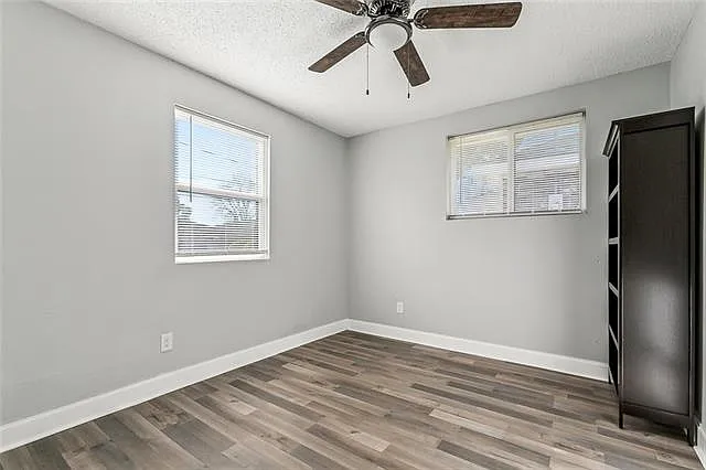 416 Waldo St — Photo 13