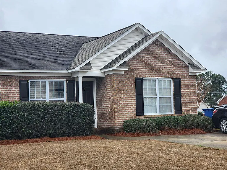 2943 Kinsey Loop #B — Photo 1