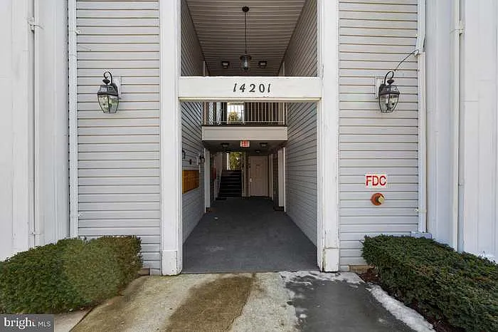 14201 Wolf Creek Pl #6 — Photo 45
