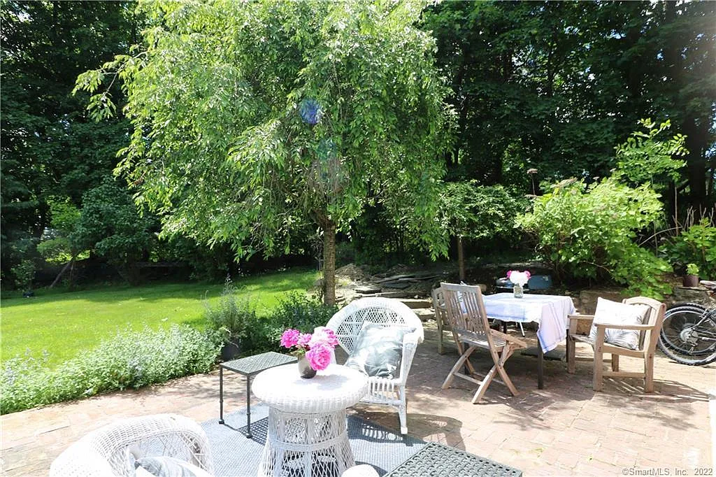2 bed, 1426 sqft, $8,000 — Photo 3