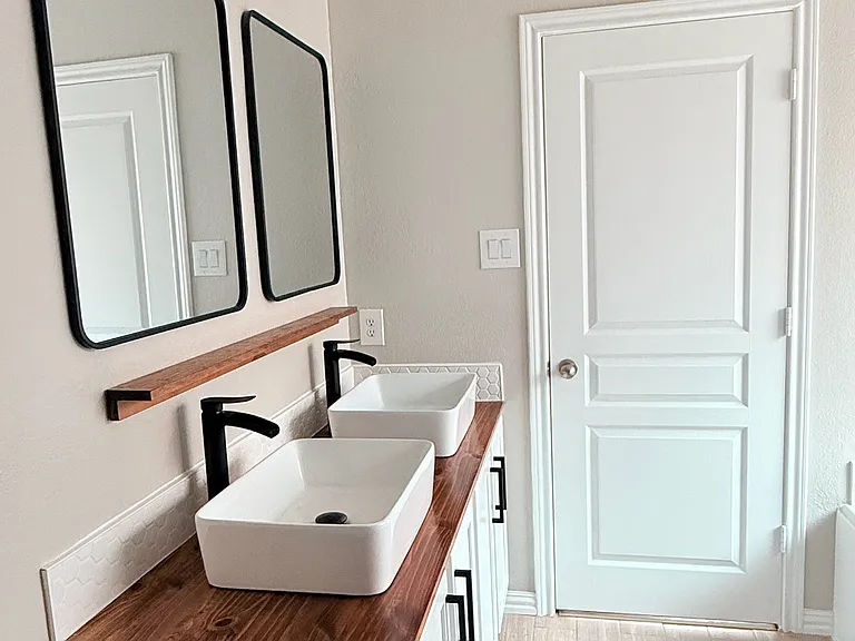 2345 Aurora Dr — Photo 12