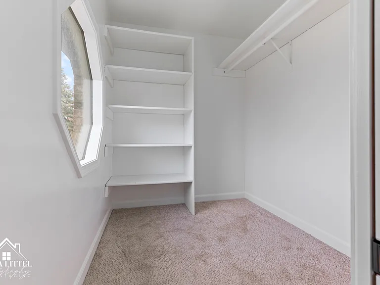 1523 Greenlake Dr — Photo 31