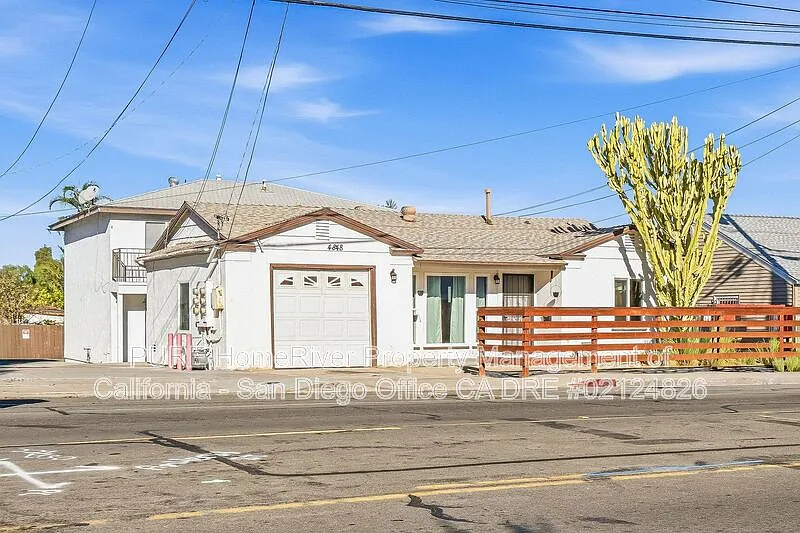 2 bed, 1.0 bath, 900 sqft, $2,100 — Photo 1
