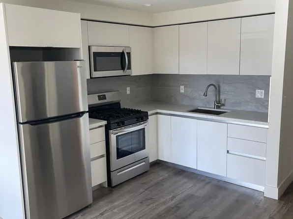 (undisclosed Address), Northridge, CA 91324