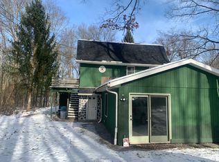 (Undisclosed Address), Southington, OH 44470