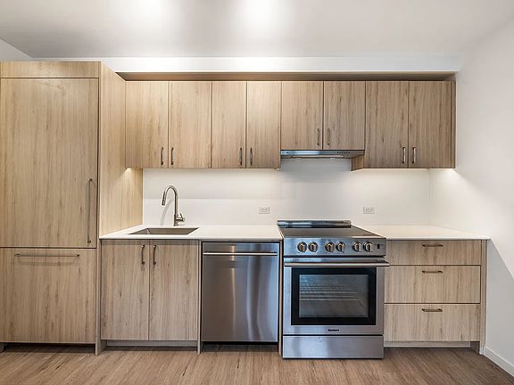 3rd image of 12 Halsey St #Penthouse 130