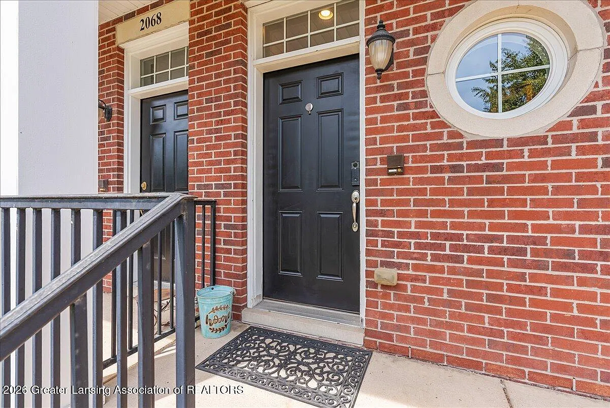 3 bed, 2.5 bath, 2125 sqft, $2,900 — Photo 3