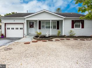 3 Rutland Dr, Toms River, NJ 08757