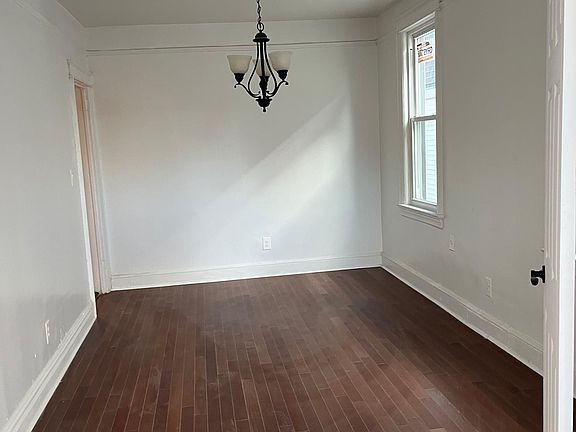 5th image of 45 Alexander Ave Floor 2