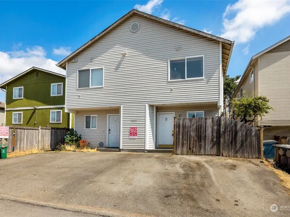 10537 Midvale Avenue N #D, Seattle, WA 98133