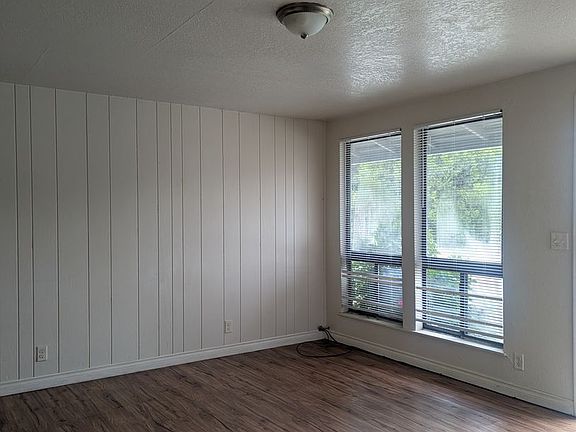 2nd image of 464 Smith St #Ellk464-2