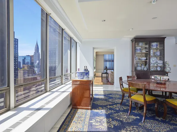 870 United Nations Plaza image 6 of 19