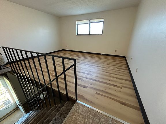 2nd image of 205G Briarwood Dr #G