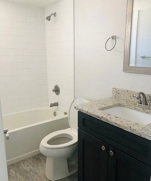 709 E Melbourne Ave #C6 — Photo 4