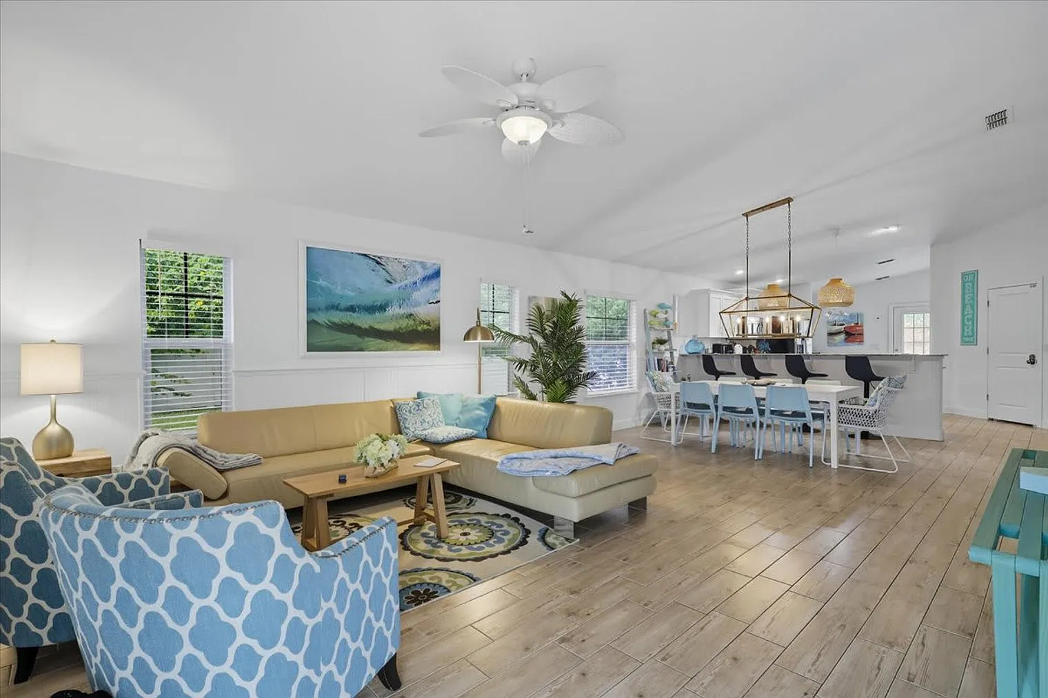 3 bed, 2.0 bath, 1991 sqft, $6,825 — Photo 1