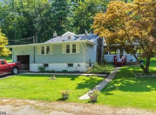 317 Spring Dr, Newton, NJ 07860