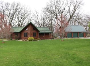 3047 New London Rd, New London, IA 52645