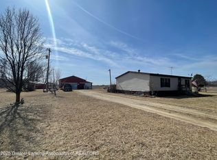 11173 W Bennett Rd, Sumner, MI 48889