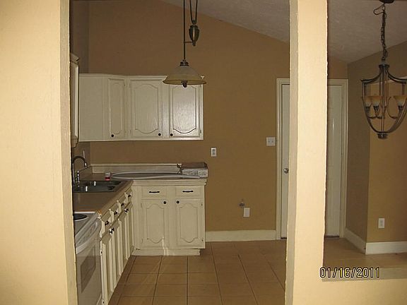 3rd image of 24131 Four Sixes Ln